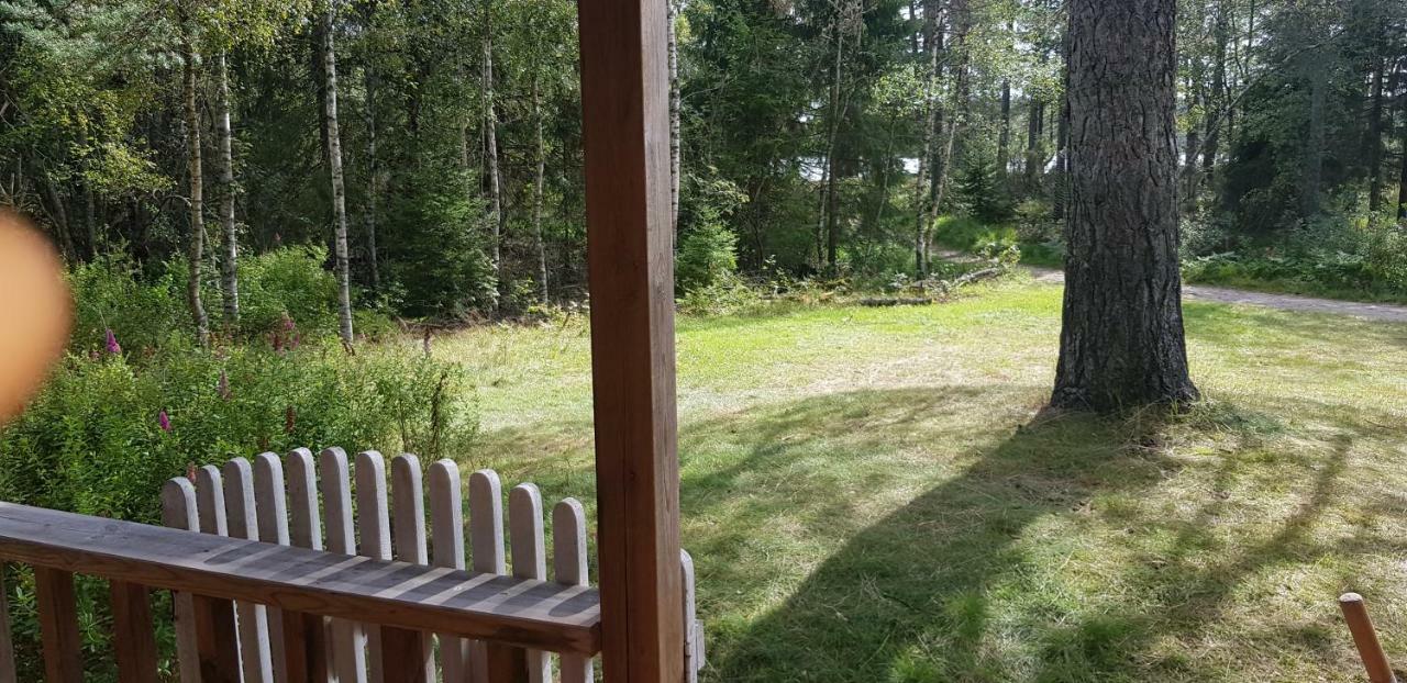 Cozy Cottage In The Woods, Near Dyreparken In Kristiansand, Lake Lolandsvannet Ovrebo Екстериор снимка